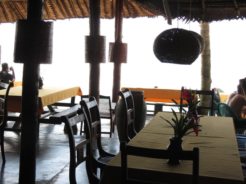 Why Not Guest House Hikkaduwa Luaran gambar