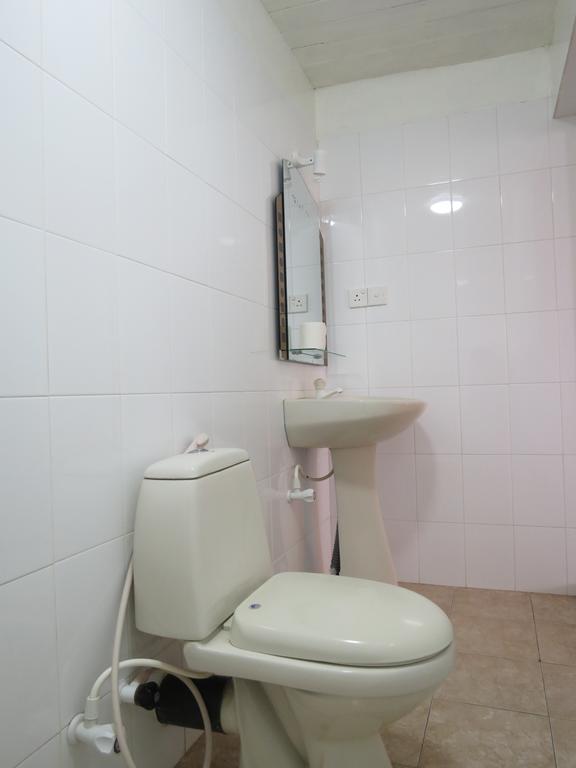 Why Not Guest House Hikkaduwa Luaran gambar